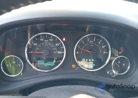 2016 Jeep Wrangler Unlimited Freedom z USA, uszkodzony, nr VIN 1C4BJWDG4GL156552